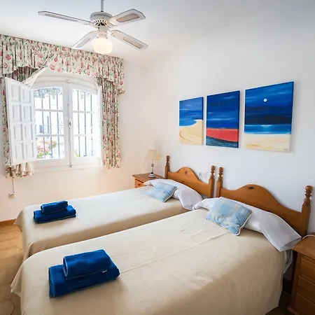Pinos 2 Menyber Dom wakacyjny Nerja
