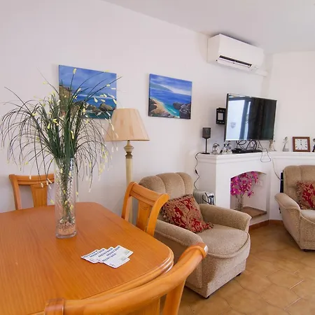 Pinos 2 Menyber Nerja